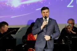 Сергей Струченко поздравил с Днем энергетика трудовые коллективы предприятий