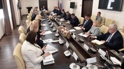 В администрации Барнаула обсудили голосование за благоустройство общественных пространств