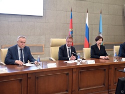 В администрации города обсудили подготовку к празднованию Нового года и Рождества в Барнауле