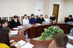 В Барнауле обсудили роль искусственного интеллекта и развитие профессий