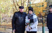 В Ленинском районе почтили память героев-земляков: на «Дереве памяти» появились новые имена