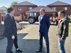 В барнаульском микрорайоне Спутник реализуется инициативный проект граждан