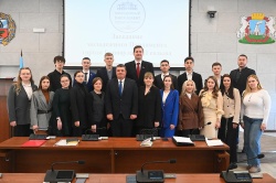 Молодежный парламент Барнаула утвердил план мероприятий ко Дню Победы