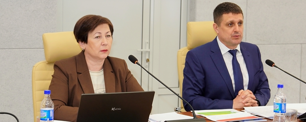 Корректировку порядка рассмотрения инициативных проектов обсудили на фракции «Единая Россия» в БГД