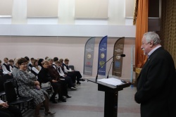 Книгу о боевой технике презентовали школьникам Барнаула