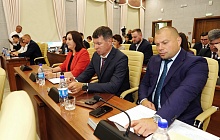Депутаты поддержали увеличение доходов и расходов бюджета Барнаула