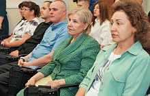 Председатель Думы поздравила коллектив Барнаульского завода АТИ с Днем химика