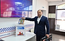 Маленькая радость для больших героев: депутаты Барнаульской городской Думы присоединились к акции «Коробка храбрости»