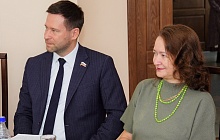 Депутаты гордумы провели встречу с активными пенсионерами Барнаула