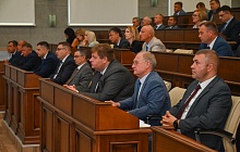 В администрации Барнаула обсудили ход ремонта дорог, безопасность на воде и итоги ЕГЭ
