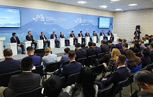 Двойная ответственность: Дмитрий Абалымов оценил экономические перспективы страны после участия в ВЭФ-2026