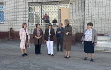 Депутаты гордумы оценили состояние школьных стадионов краевой столицы
