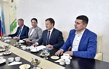 «Барнаул – столица мира»: депутаты поддержали регистрацию бренда на муниципальную газету