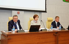 Депутаты поддержали увеличение доходов и расходов бюджета Барнаула