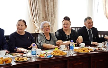 Депутаты гордумы провели встречу с активными пенсионерами Барнаула