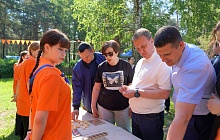 Вячеслав Франк и Галина Буевич посетили детский лагерь «Медвежонок»