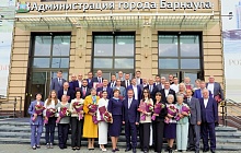 В краевой столице торжественно открыли обновленную Доску Почета «Слава и гордость Барнаула»