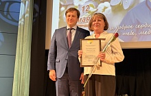 Диана Рудакова поздравила медицинских сестер с профессиональным праздником