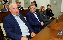 В краевой столице торжественно открыли обновленную Доску Почета «Слава и гордость Барнаула»