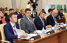 На думском заседании утвердили нового Почетного гражданина города Барнаула