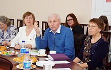 Депутаты гордумы провели встречу с активными пенсионерами Барнаула