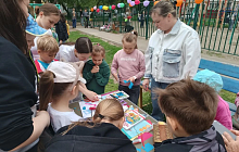 Депутаты Барнаульской городской Думы поздравляют юных горожан с Днем защиты детей