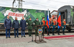 В Барнаул прибыл тематический поезд  Минобороны России «Сила в правде»
